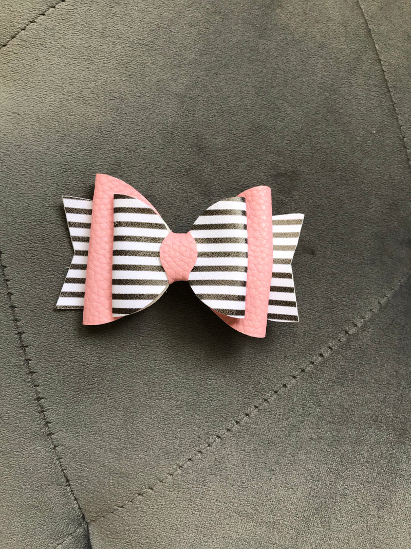 Small Pink White/Gray Stripe Bow