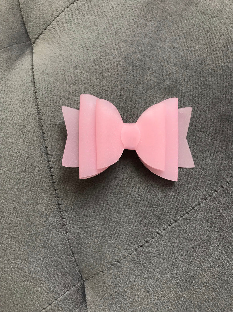 Small Light Pink Shimmer Pool Bow