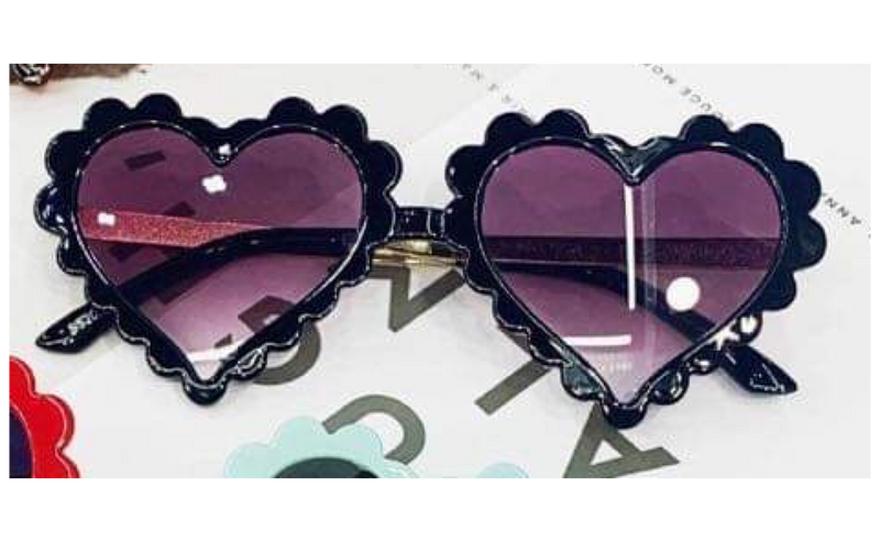 RTS Heart Scalloped Sunglasses