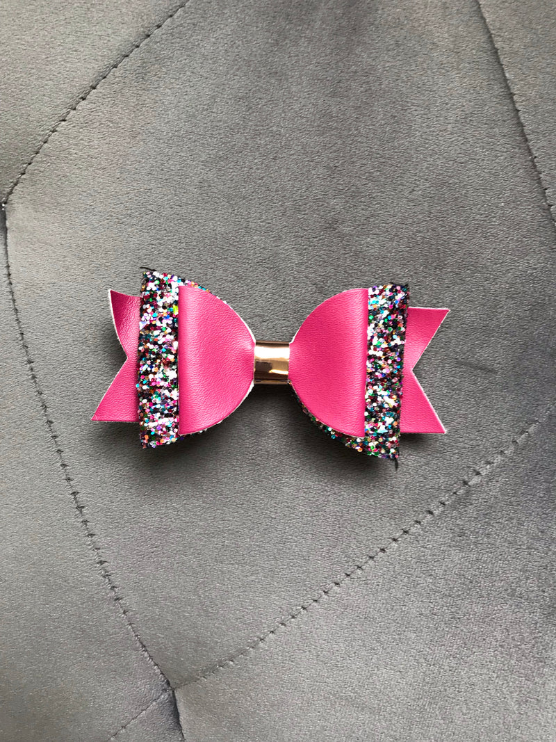 Small Berry Leather/Glitter Bow